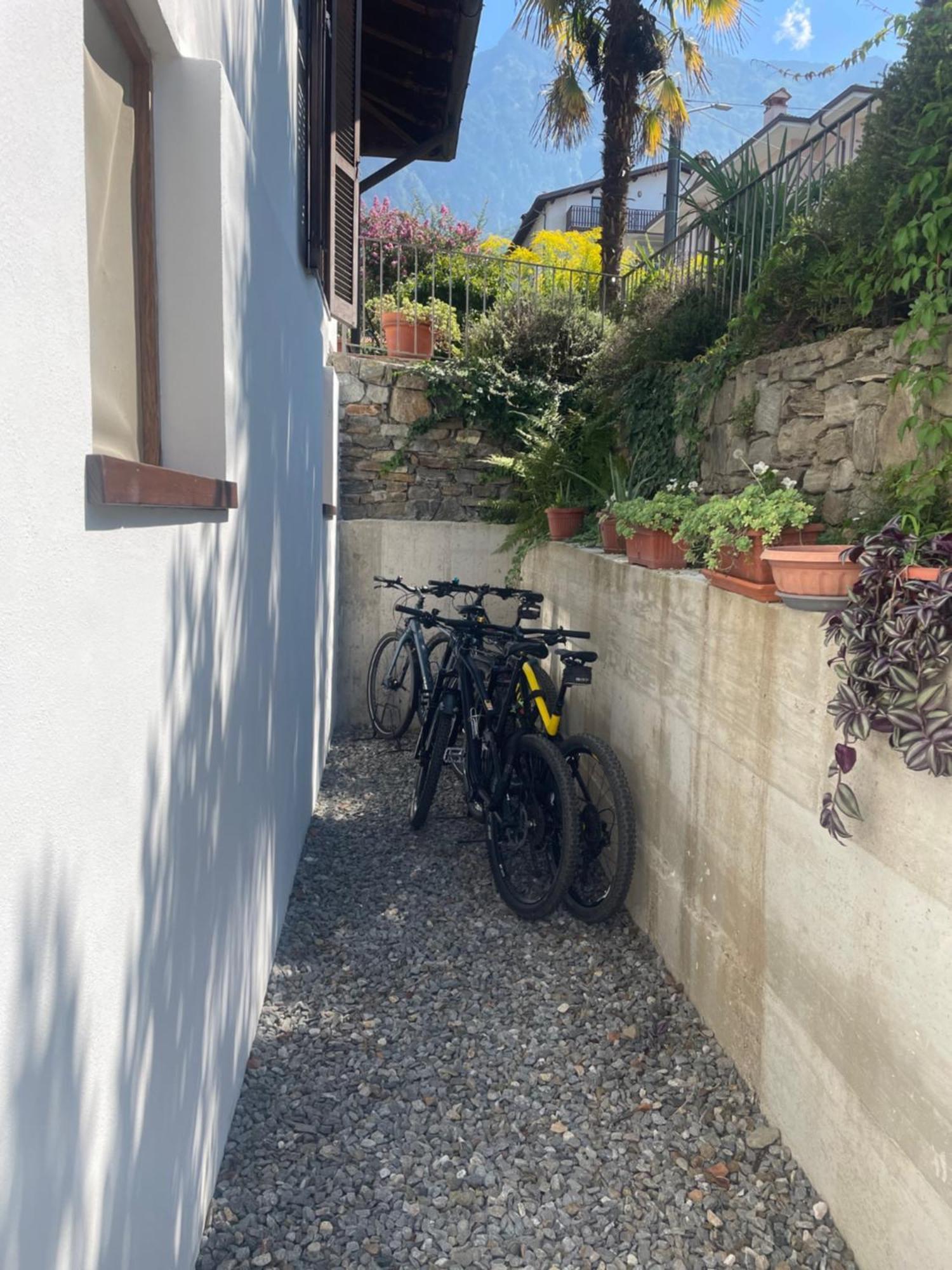 Villa Quattro Stagioni Colico Exterior foto