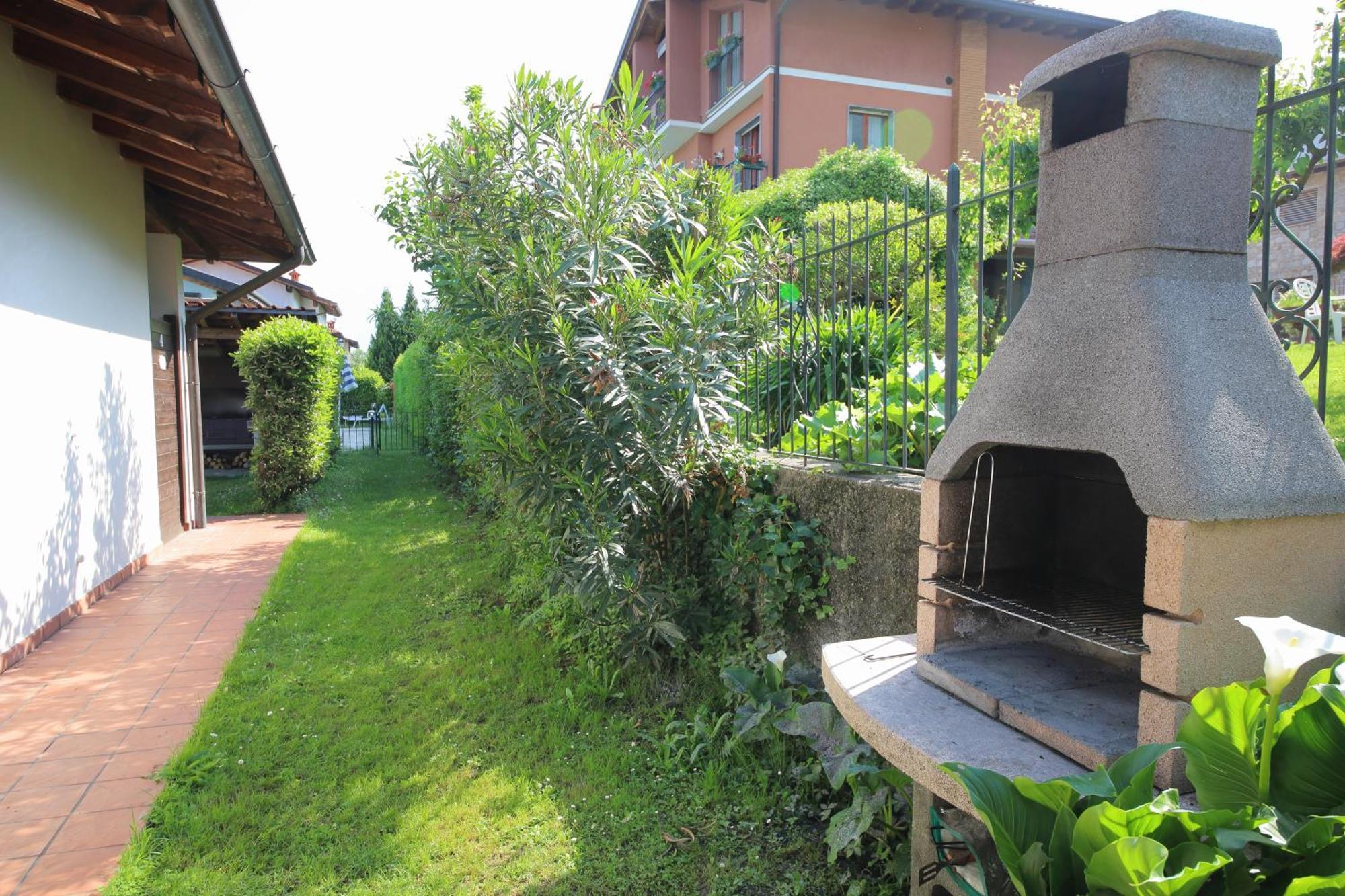 Villa Quattro Stagioni Colico Exterior foto